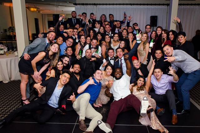 Group Pic for the win!