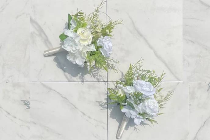 Bridesmaid bouquets