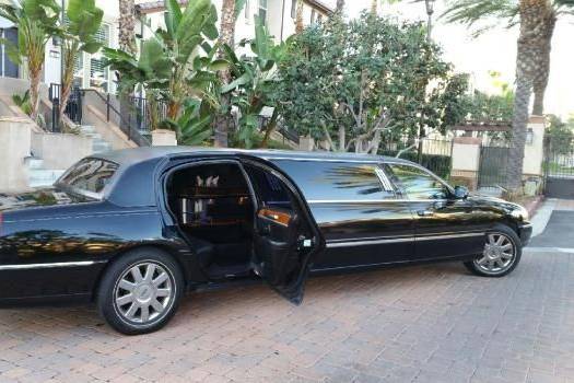 Lincoln Limousine