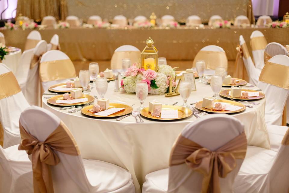 Savannah's Chair Cover Rentals & Events