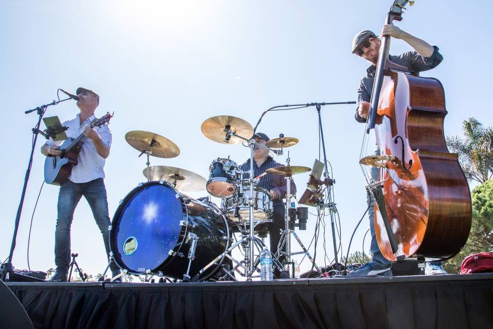 Acoustic trio at monarch beach