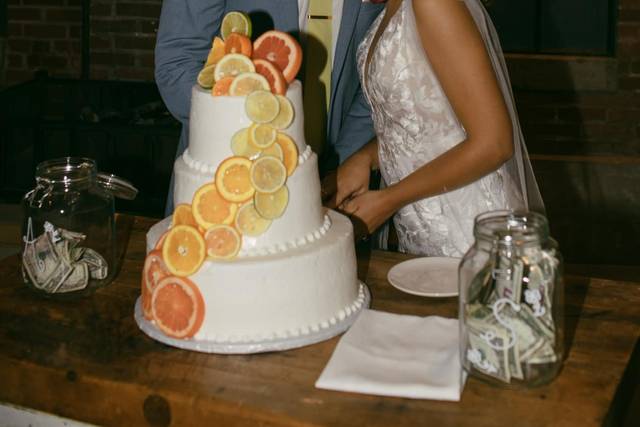 Citrus cake decor