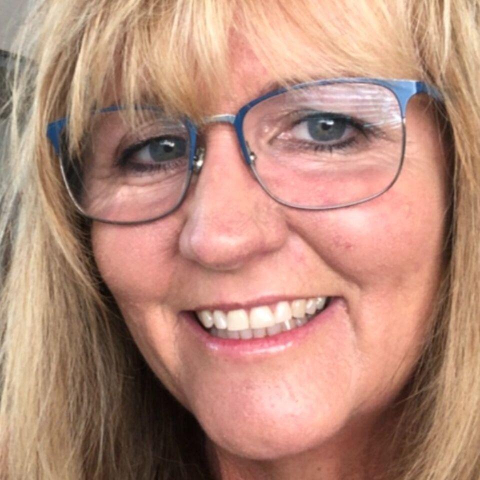 Christine Hays