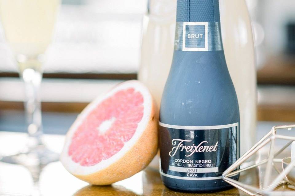 Grapefruit Mimosas