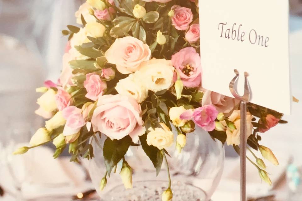 Table arrangement