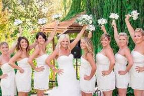 The bride with her bridesmaids