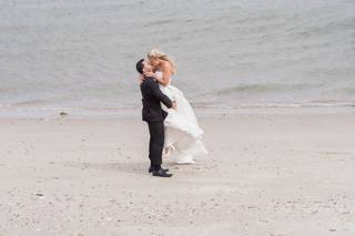 Tyde at Walnut Beach