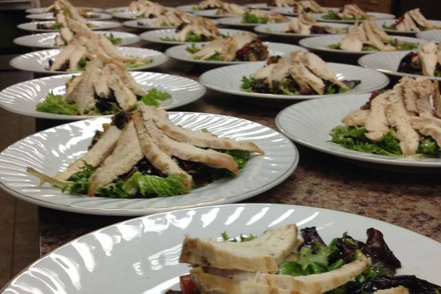 Marinated grilled vegetable salad with grilled chicken