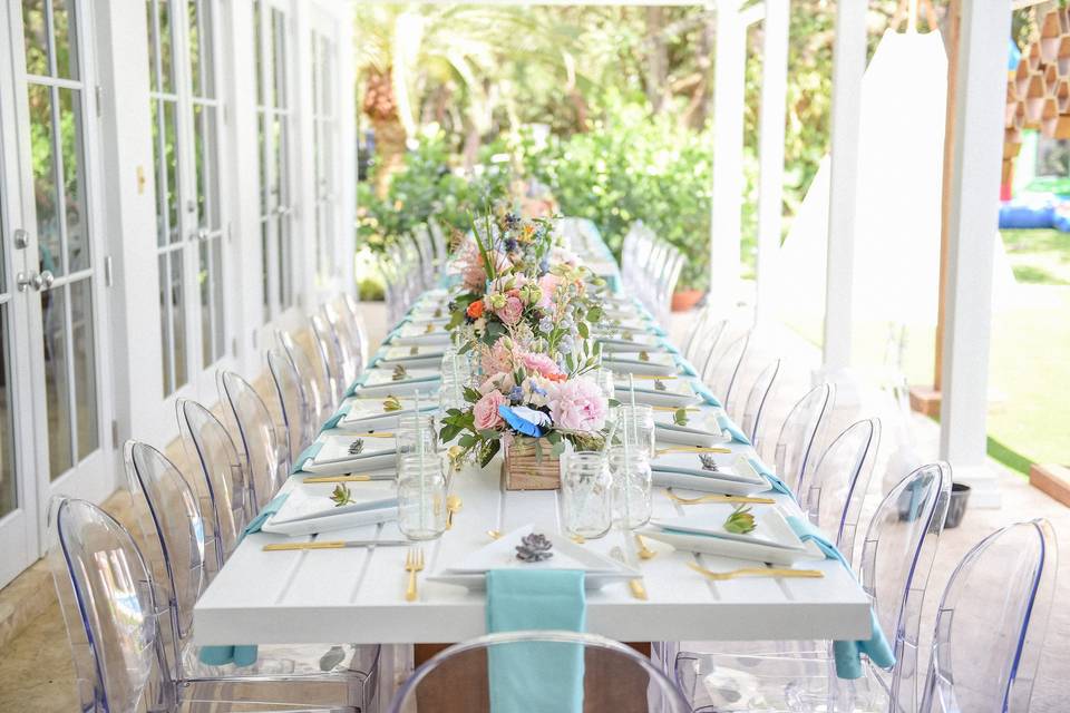 A cozy reception using our Navajo tables