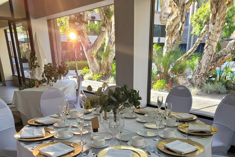 Atrium Ballroom Banquet Tables