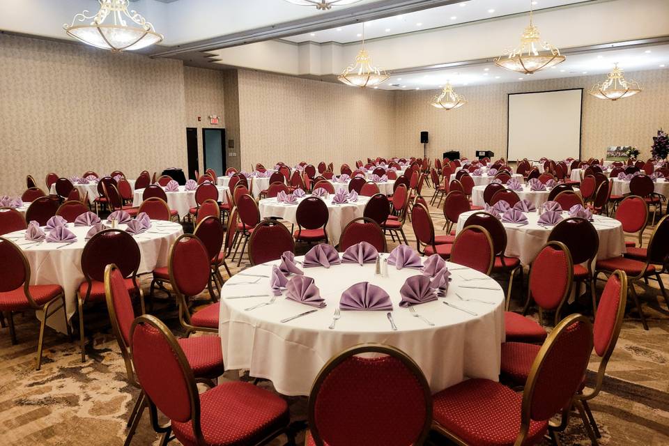 Mar Vista Ballroom Tables