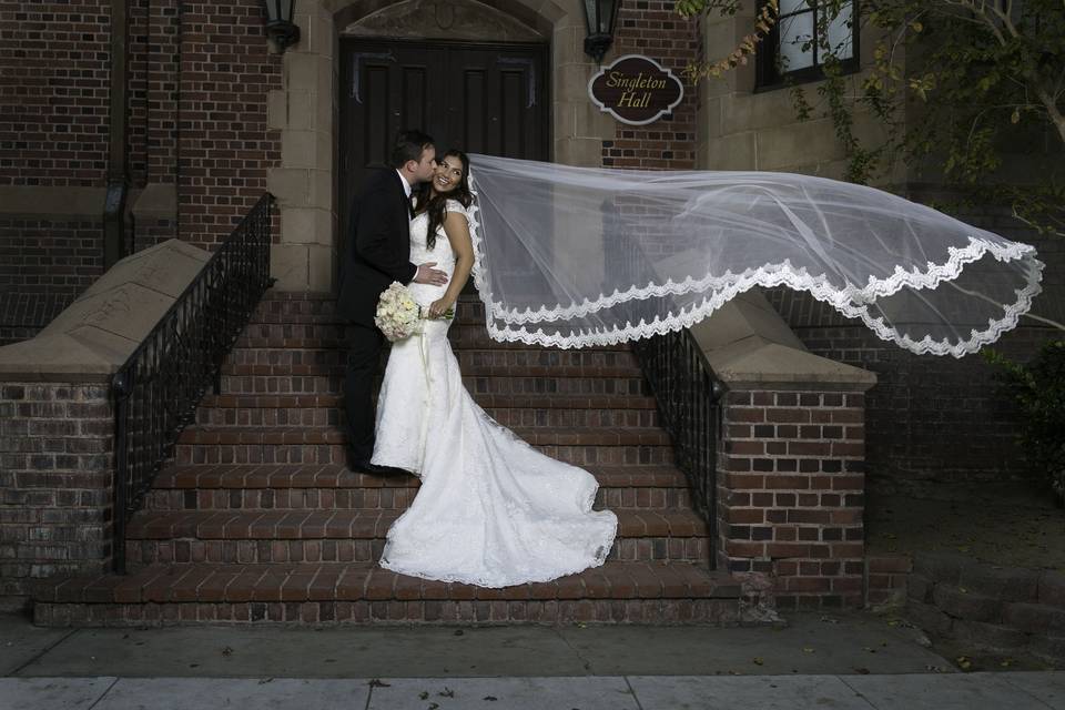 Fresno, Clovis,  Wedding Photography, Beautiful bride.  Fresno Wedding.   St John's Cathedral