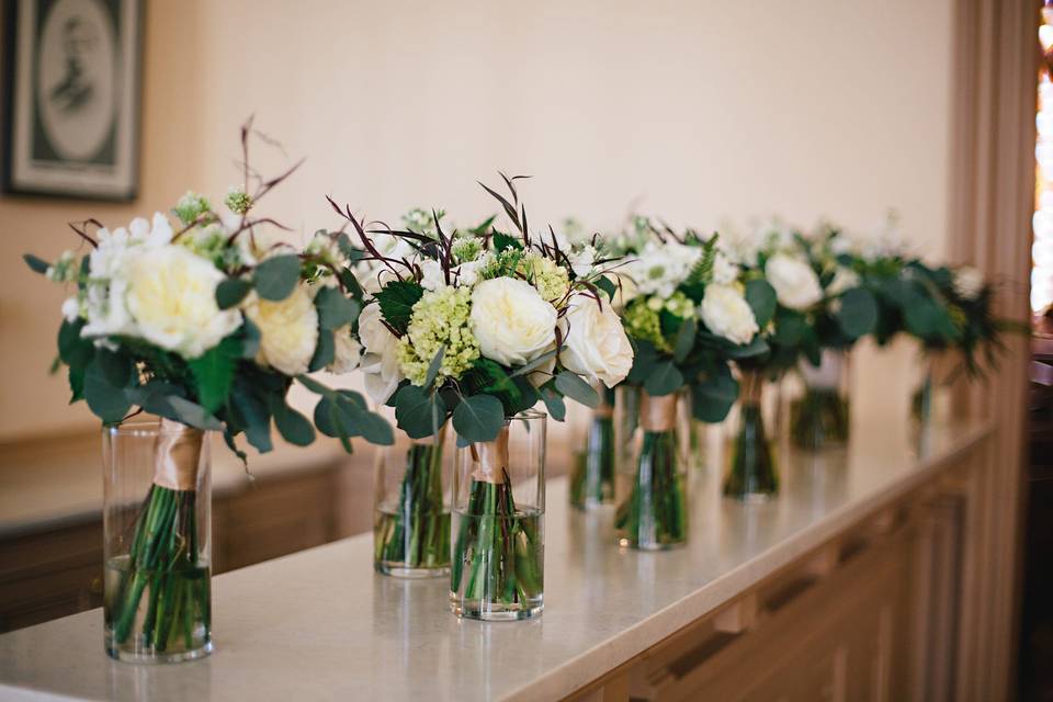 Maids bouquets