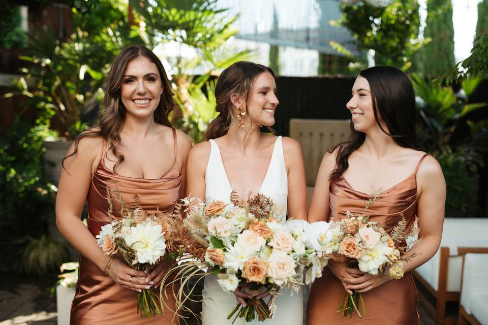 Bridesmaids & Bridal Bouquet