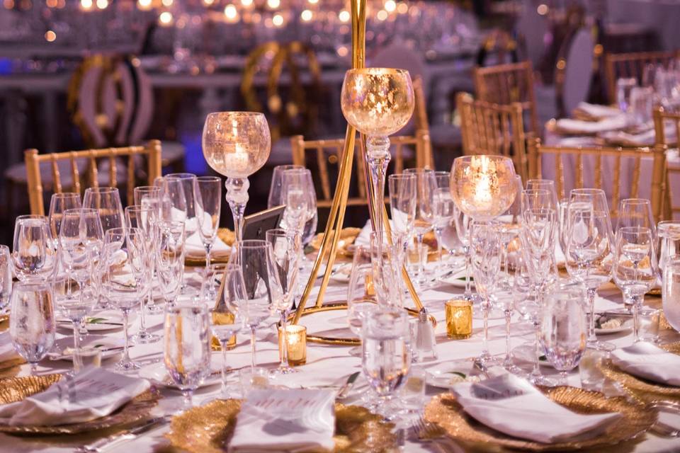 Reception dinner centerpiece