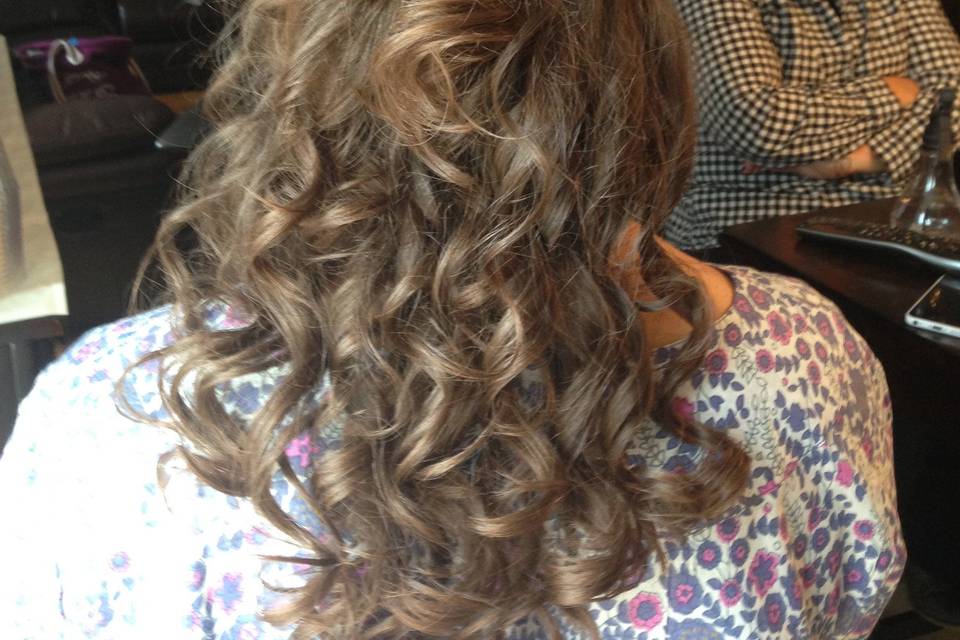 Klever Klippers Hair salon