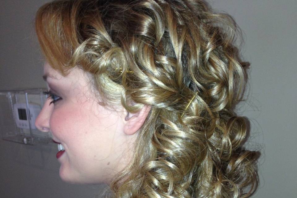 Klever Klippers Hair salon