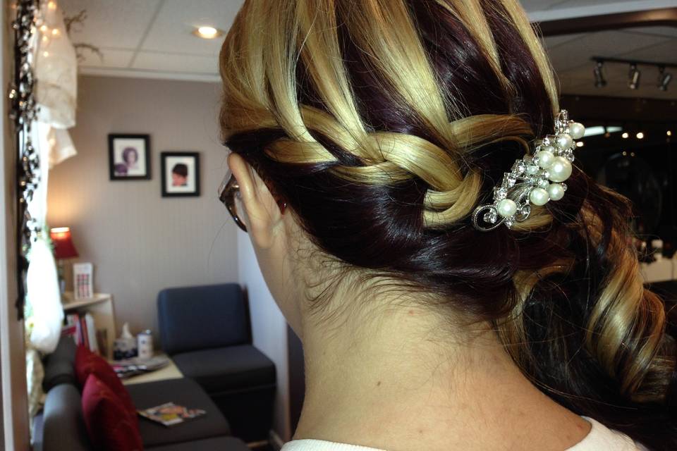 Klever Klippers Hair salon