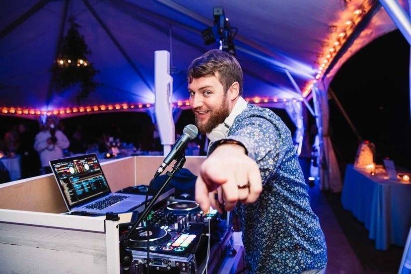 DJ Sam at The Island House