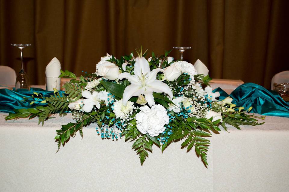 Head table arrangement