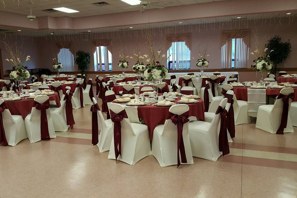 A wedding reception tablescape