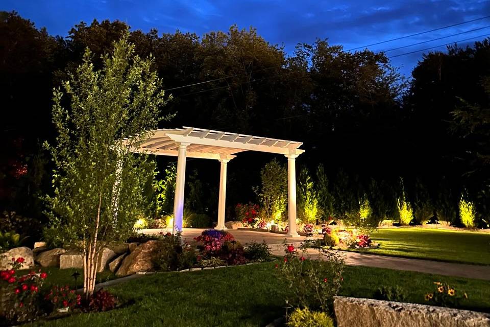 Four seasons pergola