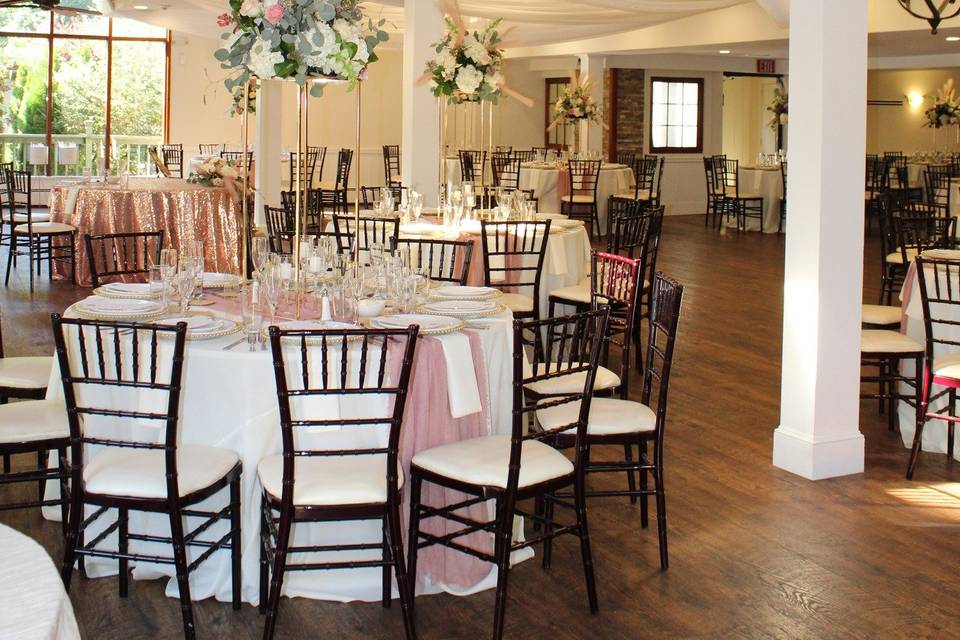 Four Seasons Room