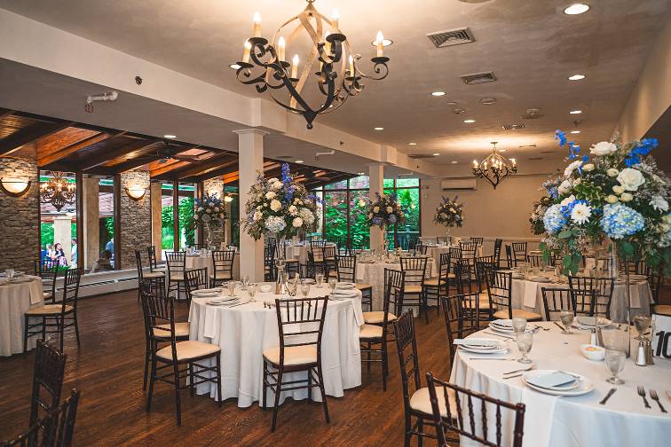 Four Seasons Room