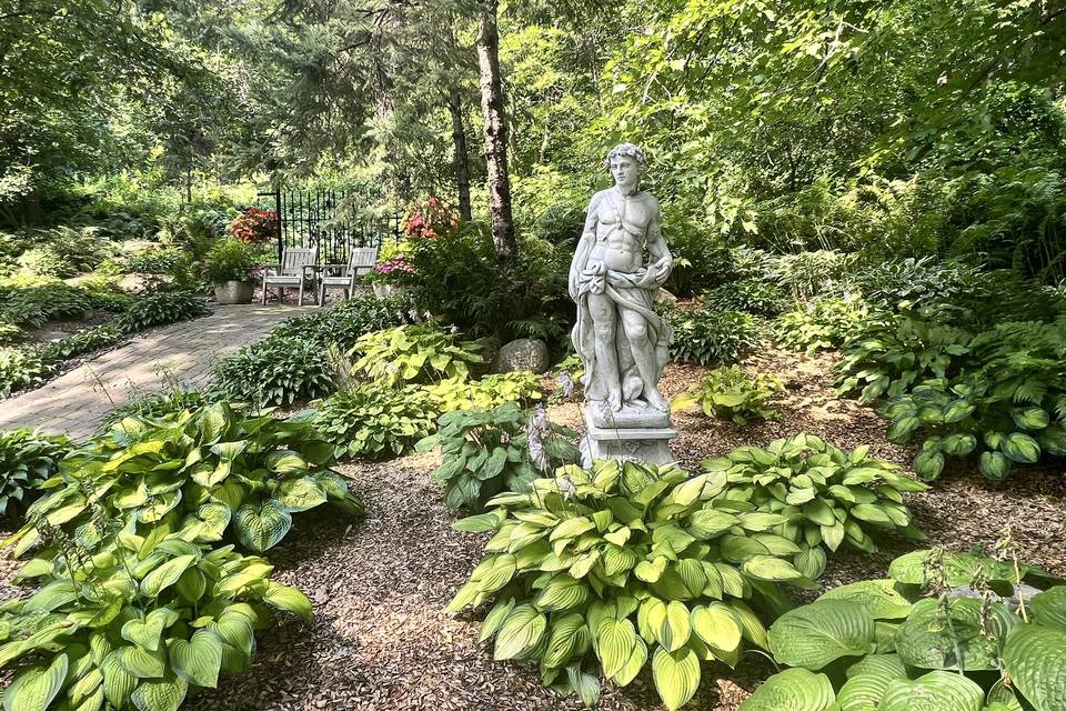 Statue