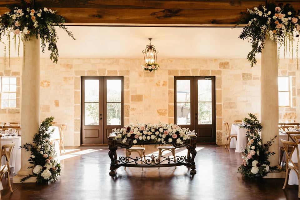 Sweetheart Table