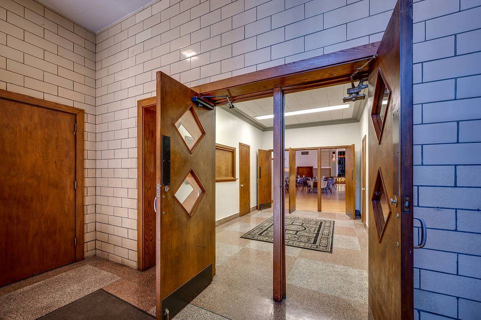 Triple Door Entry