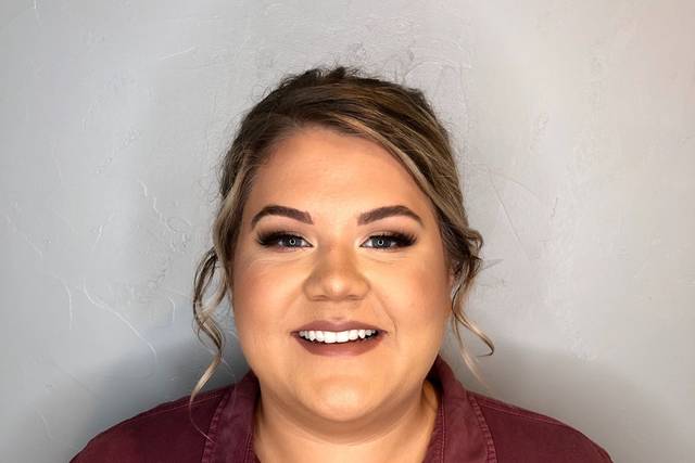 Prom makeup