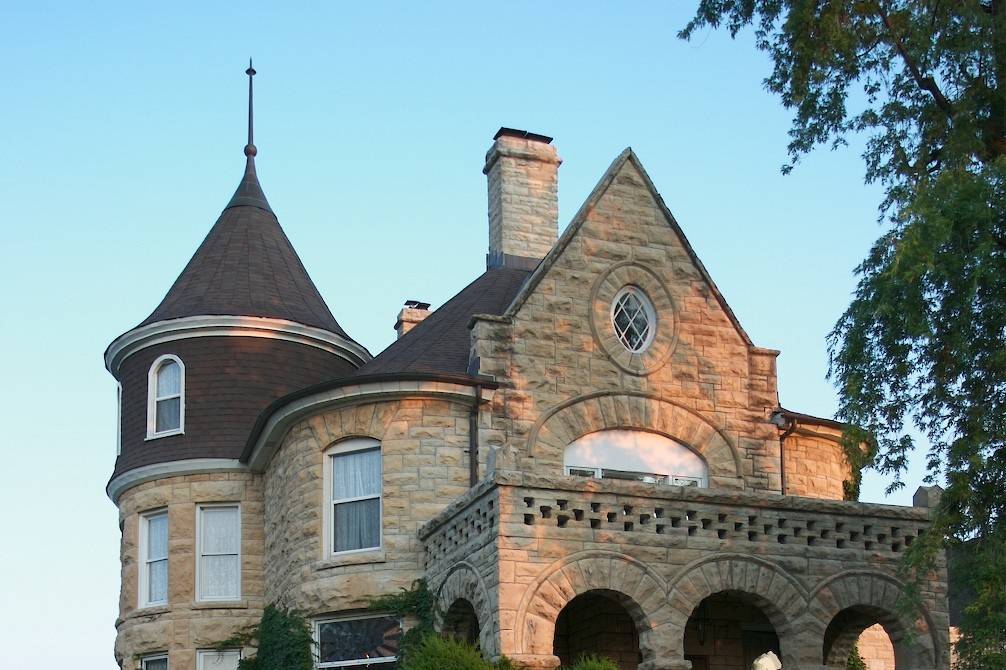 the-haley-mansion-venue-joliet-il-weddingwire