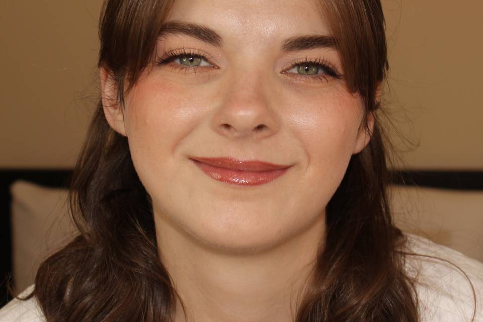 Natural bridal makeup