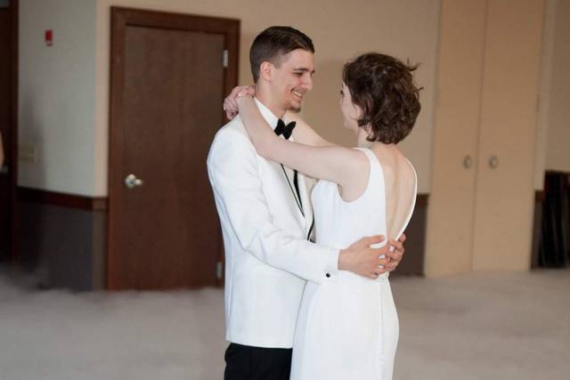 Dancing On The Cloud