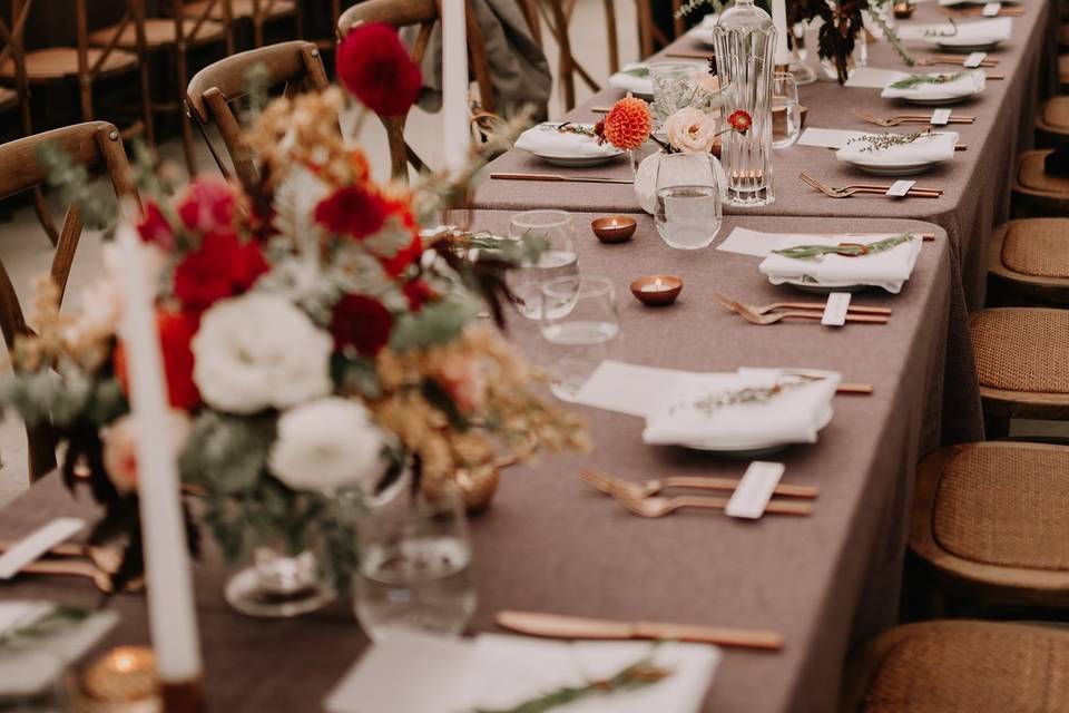 Long table setting