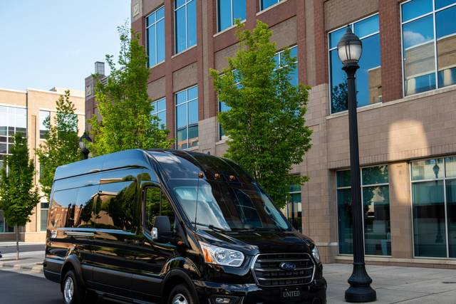 Ford Transit 350 Black