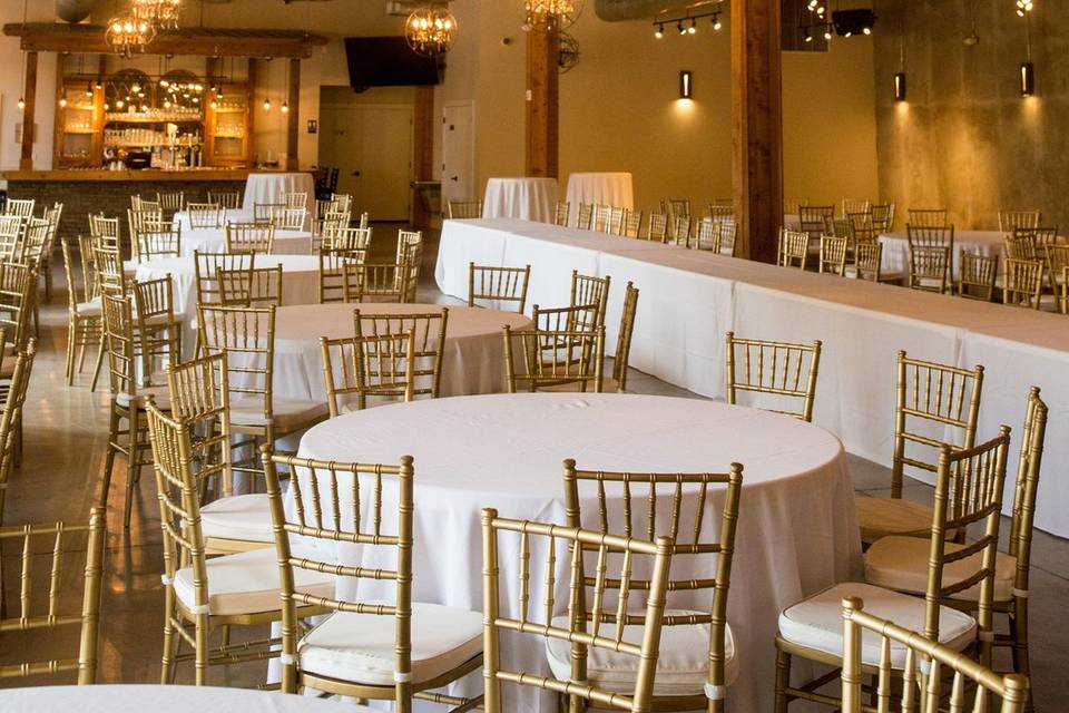 Long tables | Eleanor Stenner Photography