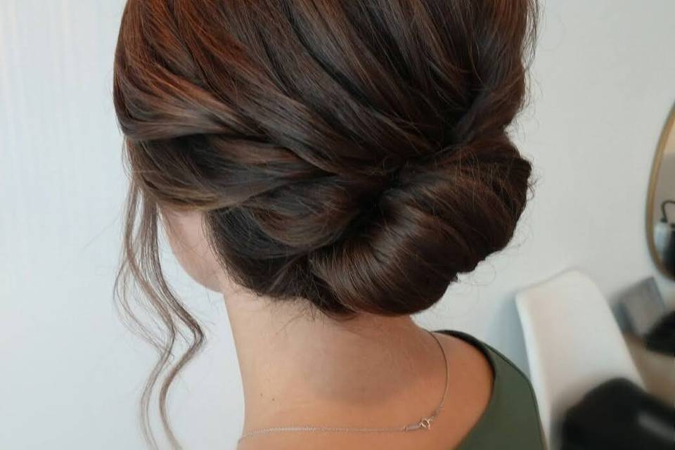 Shiny updo