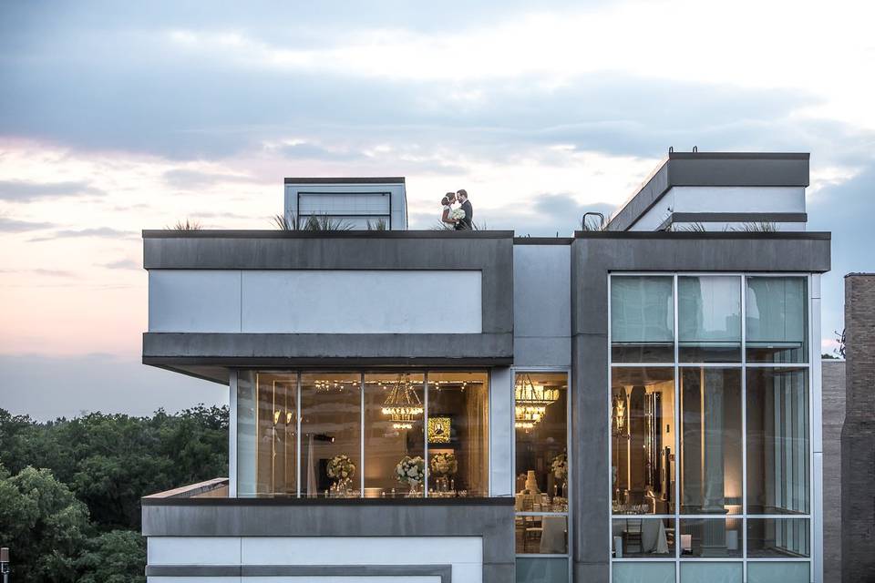 Newlyweds on the roof