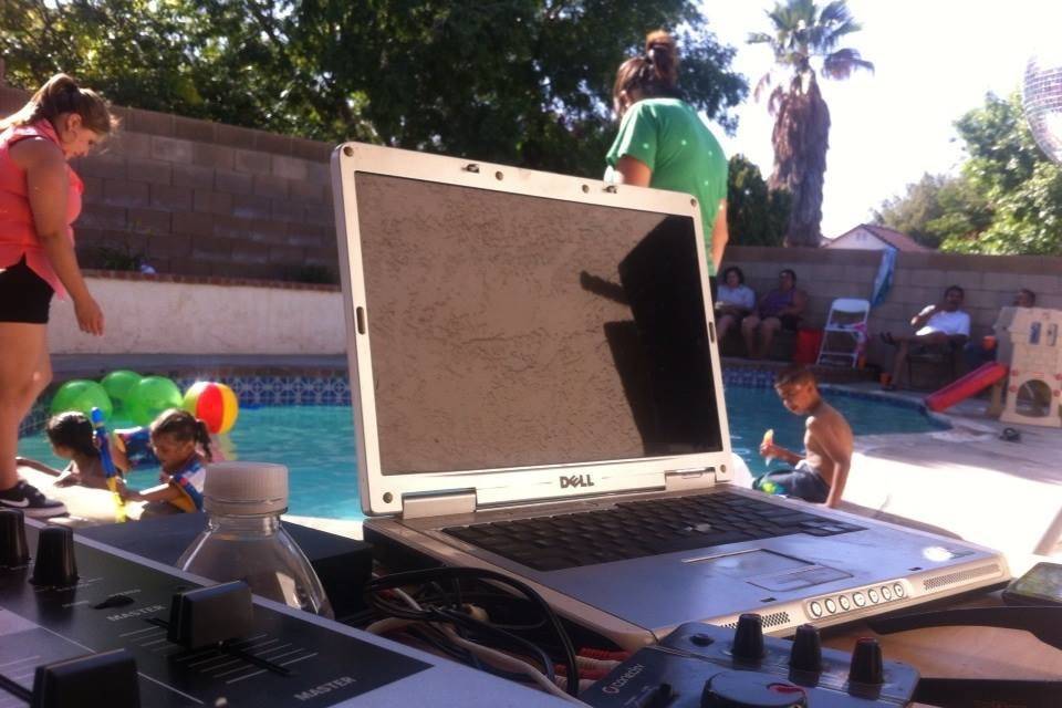 DJ FEST
