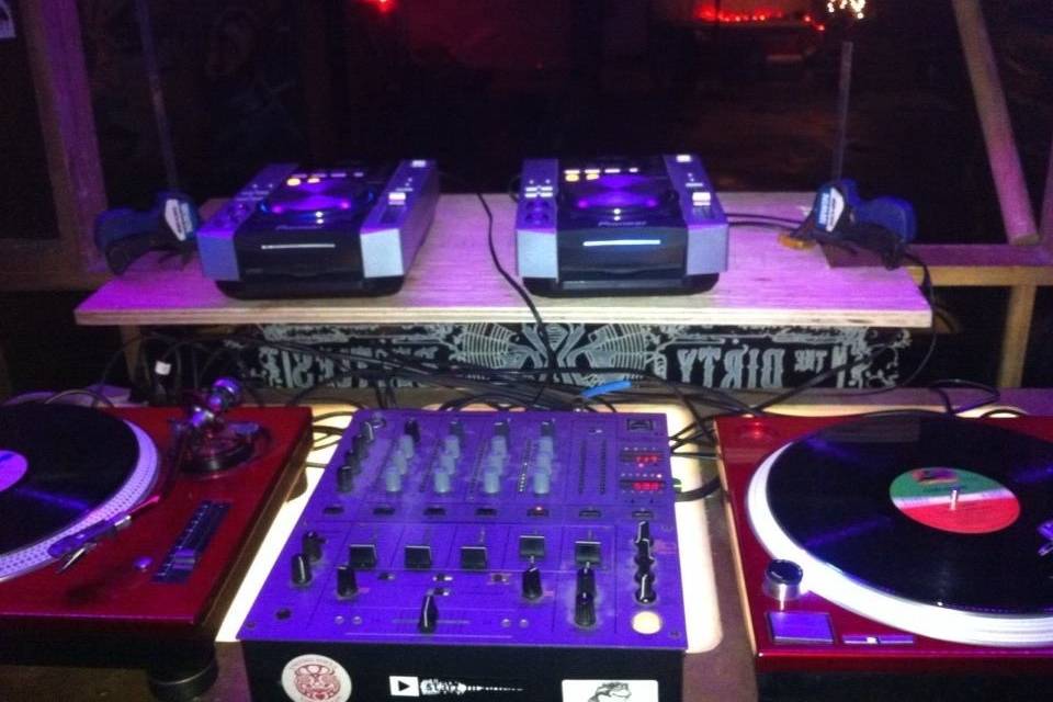 DJ FEST