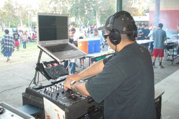 DJ FEST