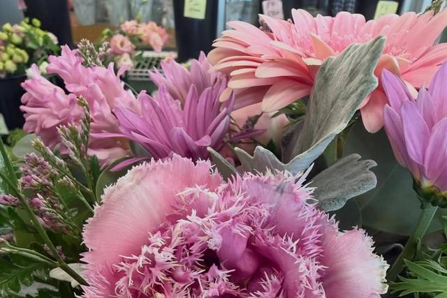 Deemer's Florist and Greenhouse