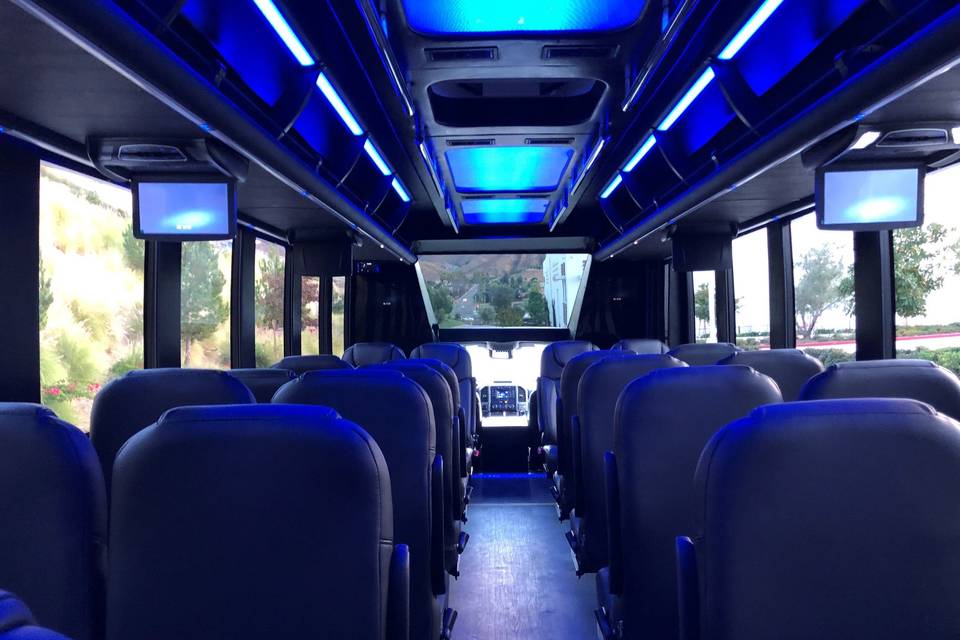 32 Pax Interior Back