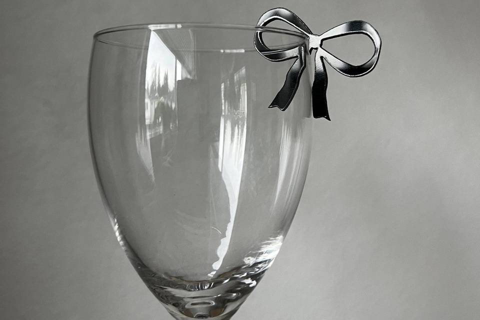 Bow Drink Topper
