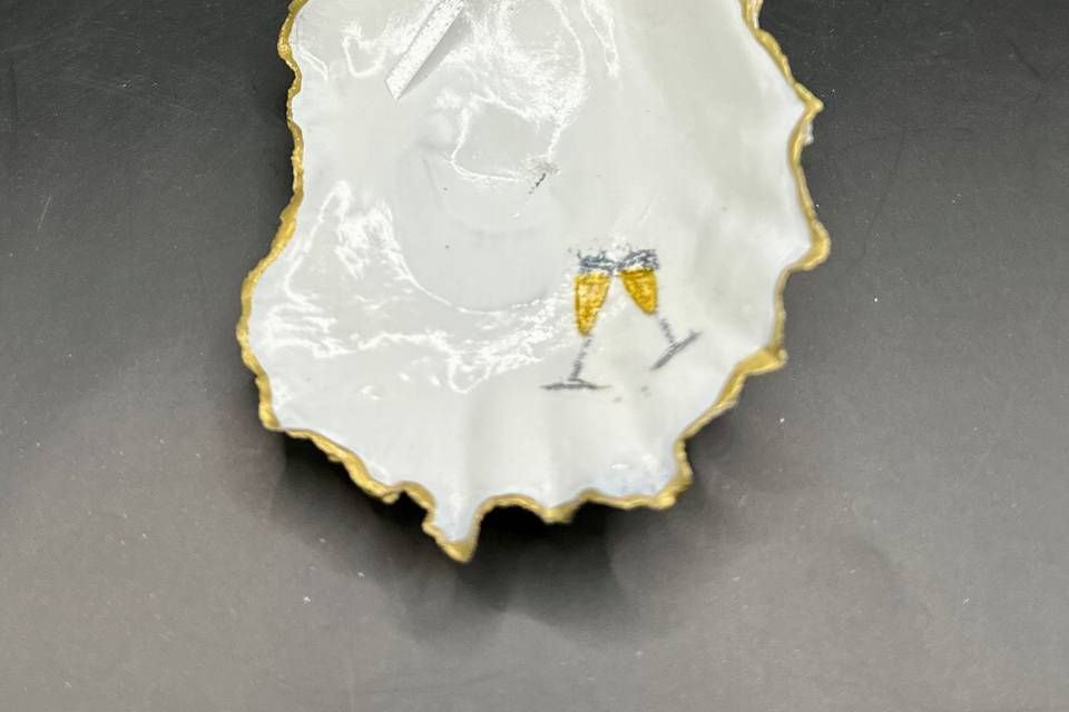 Glasses Oyster Ornament