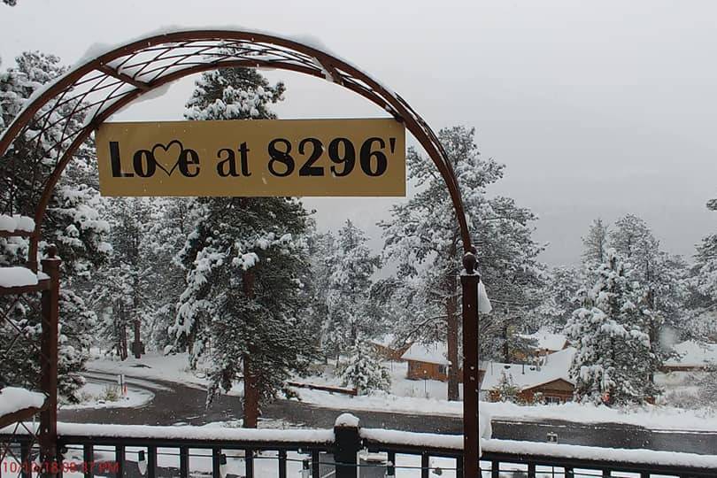 Winter Wedding - Estes Park