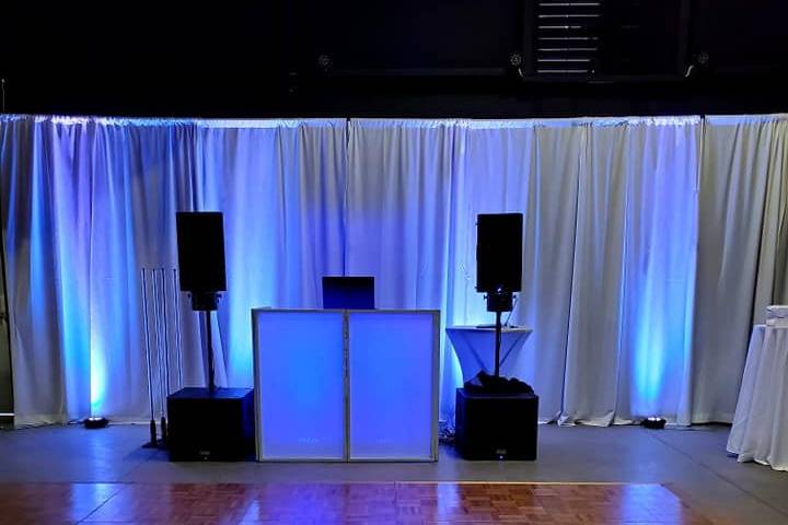 DJ set up