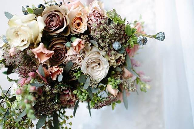 The bride holding her bouquet